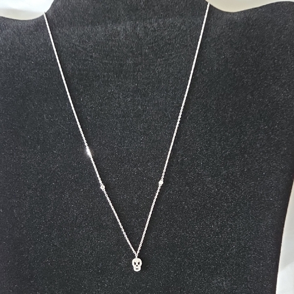 Diamond and Silver Skull Necklace - Picture 3 of 7